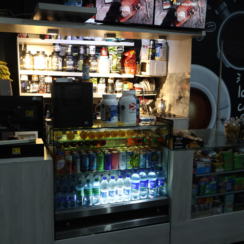 Tienda de suplementación y bebidas de la sede
